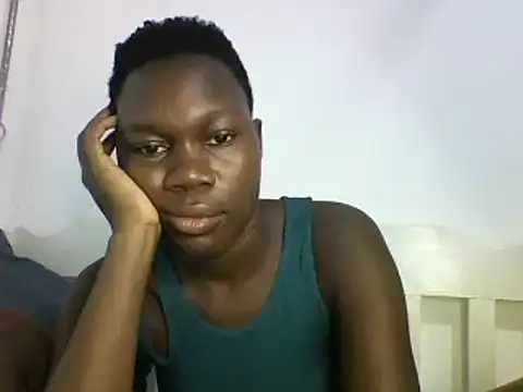 Snapshot of sexyqueen02 chatting on December 29, 2024, 3:33 am sexyqueen02 online show from December 29, 2024, 3:33 am