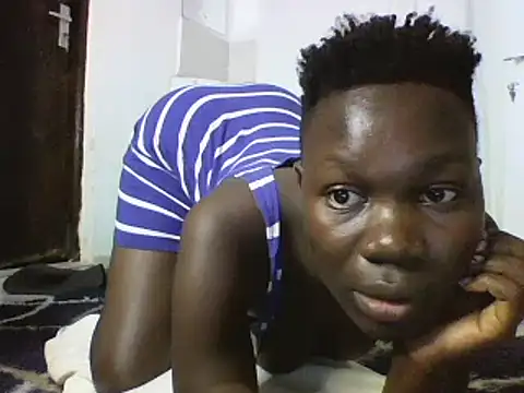 Snapshot of sexyqueen02 chatting on February 3, 2025, 3:20 am sexyqueen02 online show from February 3, 2025, 3:20 am