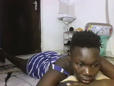 Snapshot of sexyqueen02 chatting on February 19, 2025, 2:44 am sexyqueen02 online show from February 19, 2025, 2:44 am