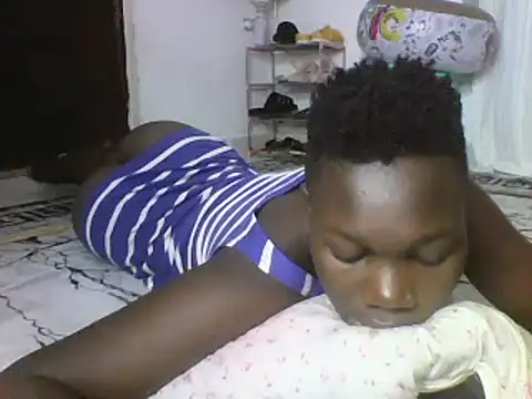 Snapshot of sexyqueen02 chatting on February 19, 2025, 1:39 pm sexyqueen02 online show from February 19, 2025, 1:39 pm