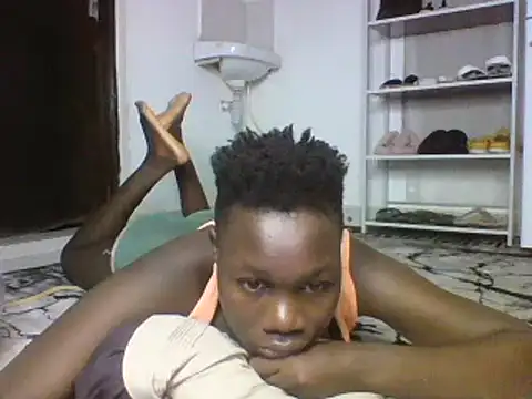 Snapshot of sexyqueen02 chatting on February 27, 2025, 1:38 am sexyqueen02 online show from February 27, 2025, 1:38 am