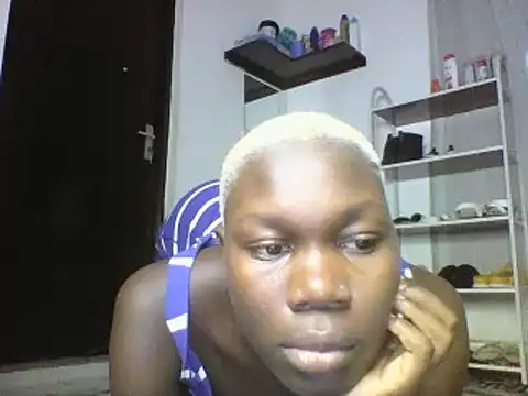 Snapshot of sexyqueen02 chatting on March 4, 2025, 1:55 am sexyqueen02 online show from March 4, 2025, 1:55 am