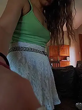 Missmesexycouple69 online show from December 17, 2025, 2:12 pm