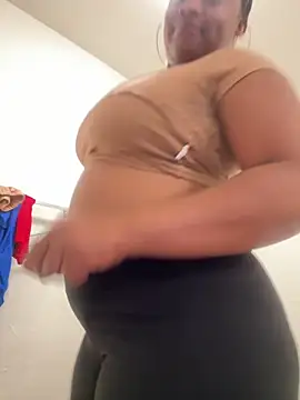Prettynthick12 online show from June 11, 2026, 1:20 pm