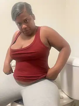 Prettynthick12 online show from June 12, 2026, 12:26 pm