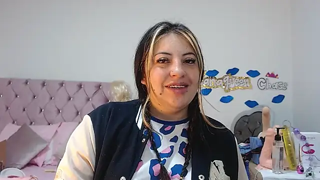 lanaqueen699 online show from January 11, 2025, 12:29 pm