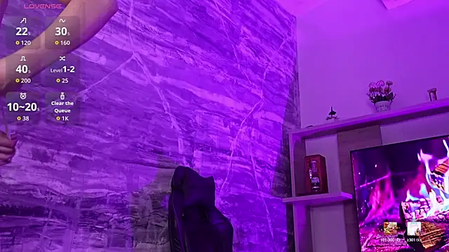 Melany Luv online show from March 29, 2026, 8:42 pm