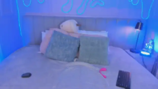 Snapshot of Mai_higurashi chatting on October 29, 2025, 7:48 pm Mai higurashi online show from October 29, 2025, 7:48 pm