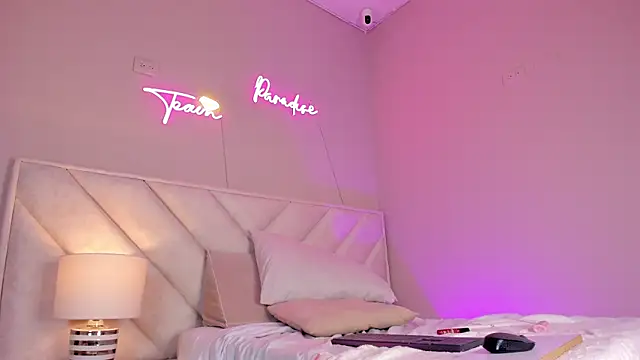  angela x online show from March 7, 2025, 4:22 pm