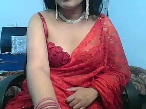 Snapshot of BIG_HEARTED chatting on February 9, 2025, 3:56 pm BIG HEARTED online show from February 9, 2025, 3:56 pm