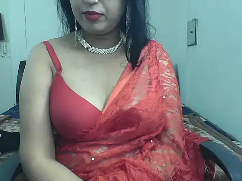 Snapshot of BIG_HEARTED chatting on November 10, 2025, 4:50 pm BIG HEARTED online show from November 10, 2025, 4:50 pm