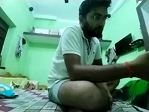 Snapshot of bigvorn6 chatting on October 19, 2025, 4:07 pm bigvorn6 online show from October 19, 2025, 4:07 pm