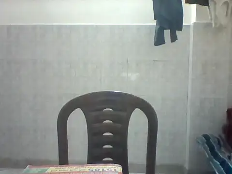 bigvorn6 online show from December 17, 2025, 3:40 pm