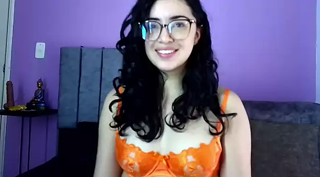 Snapshot of EvoletFMK chatting on January 22, 2025, 1:21 pm EvoletFMK online show from January 22, 2025, 1:21 pm