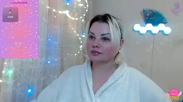 JewellKiss7 online show from April 7, 2026, 7:58 pm