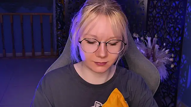 Snapshot of NancyMartinez chatting on January 11, 2025, 5:10 am NancyMartinez online show from January 11, 2025, 5:10 am