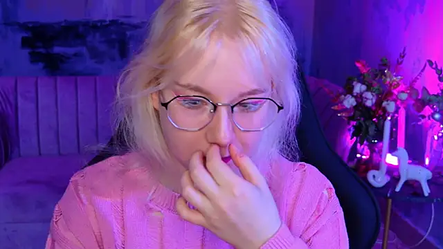 Snapshot of NancyMartinez chatting on January 14, 2025, 5:08 am NancyMartinez online show from January 14, 2025, 5:08 am