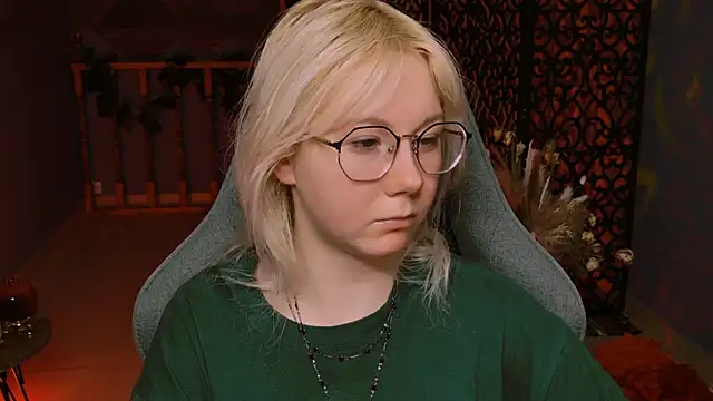 Snapshot of NancyMartinez chatting on January 24, 2025, 5:10 am NancyMartinez online show from January 24, 2025, 5:10 am