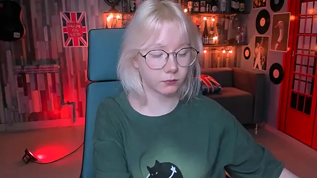 Snapshot of NancyMartinez chatting on January 25, 2025, 5:07 am NancyMartinez online show from January 25, 2025, 5:07 am