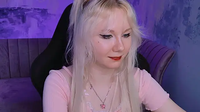 Snapshot of NancyMartinez chatting on February 1, 2025, 7:23 pm NancyMartinez online show from February 1, 2025, 7:23 pm