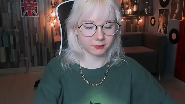 Snapshot of NancyMartinez chatting on February 5, 2025, 5:09 am NancyMartinez online show from February 5, 2025, 5:09 am