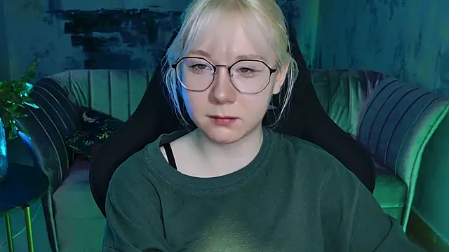 Snapshot of NancyMartinez chatting on February 8, 2025, 5:08 am NancyMartinez online show from February 8, 2025, 5:08 am