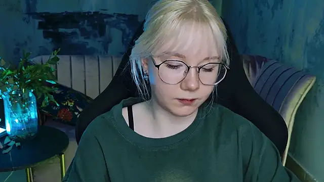 Snapshot of NancyMartinez chatting on February 8, 2025, 11:12 am NancyMartinez online show from February 8, 2025, 11:12 am