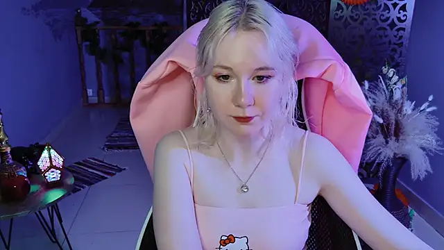 Snapshot of NancyMartinez chatting on February 25, 2025, 7:14 pm NancyMartinez online show from February 25, 2025, 7:14 pm