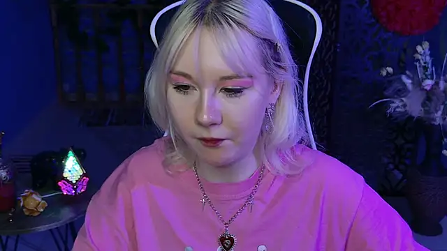 Snapshot of NancyMartinez chatting on March 19, 2025, 8:12 am NancyMartinez online show from March 19, 2025, 8:12 am