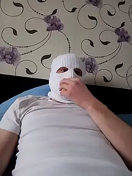 Snapshot of red_red00 chatting on February 11, 2025, 12:16 pm red red00 online show from February 11, 2025, 12:16 pm