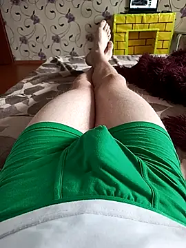 Snapshot of red_red00 chatting on March 18, 2025, 10:14 am red red00 online show from March 18, 2025, 10:14 am