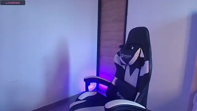 Snapshot of -Sofii_ chatting on September 8, 2025, 7:46 pm -Sofii online show from September 8, 2025, 7:46 pm