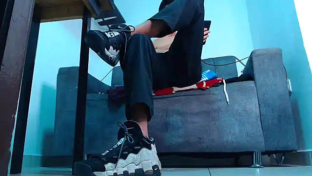 mastersmits online show from October 17, 2025, 11:29 pm