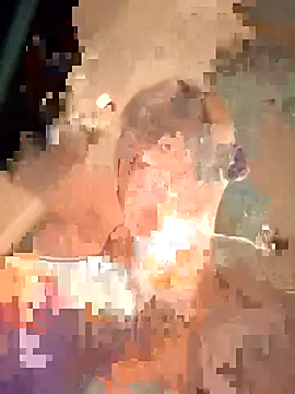 Pineapple04 online show from September 20, 2025, 7:48 pm