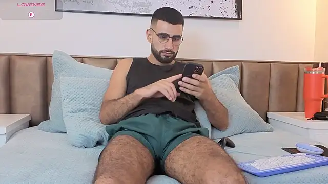 Ethan  Walker online show from March 31, 2026, 8:31 pm