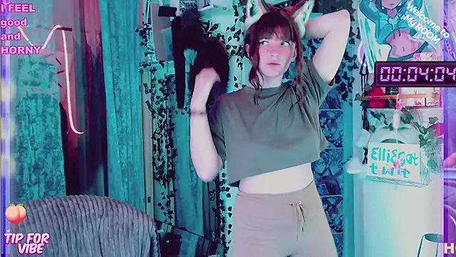 Toxic Ellies online show from February 2, 2025, 5:37 pm