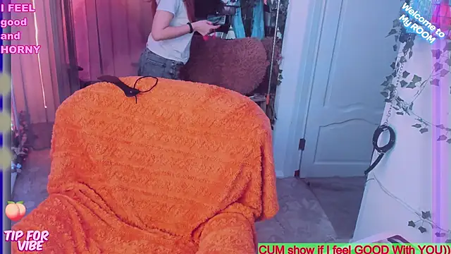 Toxic Ellies online show from March 12, 2025, 1:51 pm