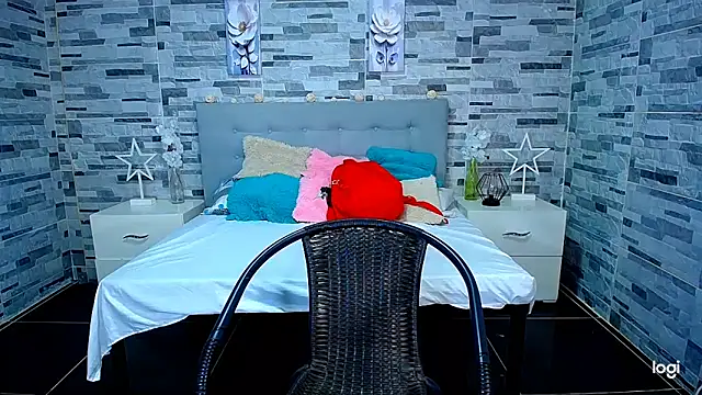 ADAM HOT online show from October 3, 2025, 9:45 pm