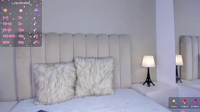 Snapshot of atenea_roberts chatting on September 15, 2025, 5:13 pm atenea roberts online show from September 15, 2025, 5:13 pm