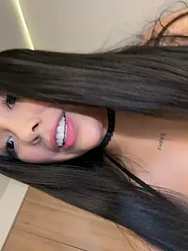 Sofy Softtt online show from August 5, 2026, 8:39 am