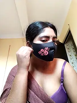 Lina-Rose online show from October 14, 2025, 1:28 am