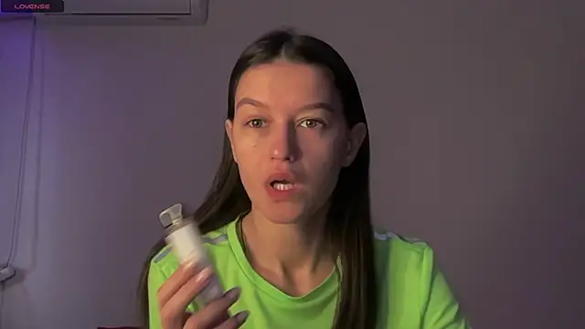 Alice  grace online show from February 21, 2025, 2:38 pm