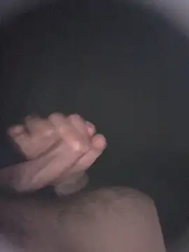 Snapshot of fbl40 chatting on May 15, 2026, 11:12 pm fbl40 online show from May 15, 2026, 11:12 pm