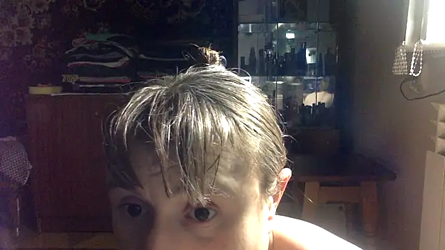 KlavdiaPetrivna online show from January 19, 2026, 12:25 am