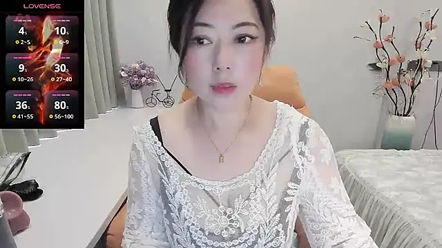 Crystal Wings online show from September 20, 2025, 1:39 am