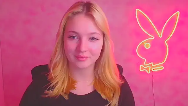 Milka kiss  online show from November 13, 2025, 12:26 pm