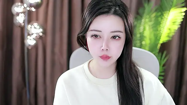 Qiaoqiao  online show from January 21, 2025, 8:21 pm