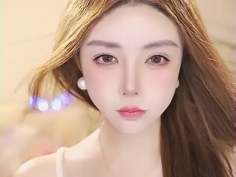 Qiaoqiao  online show from August 4, 2026, 10:29 am