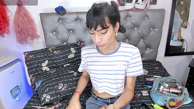 Snapshot of SWEETSAMY39715 chatting on January 23, 2025, 1:35 pm SWEETSAMY39715 online show from January 23, 2025, 1:35 pm