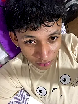 Snapshot of axel_ps chatting on October 1, 2025, 9:37 am axel ps online show from October 1, 2025, 9:37 am